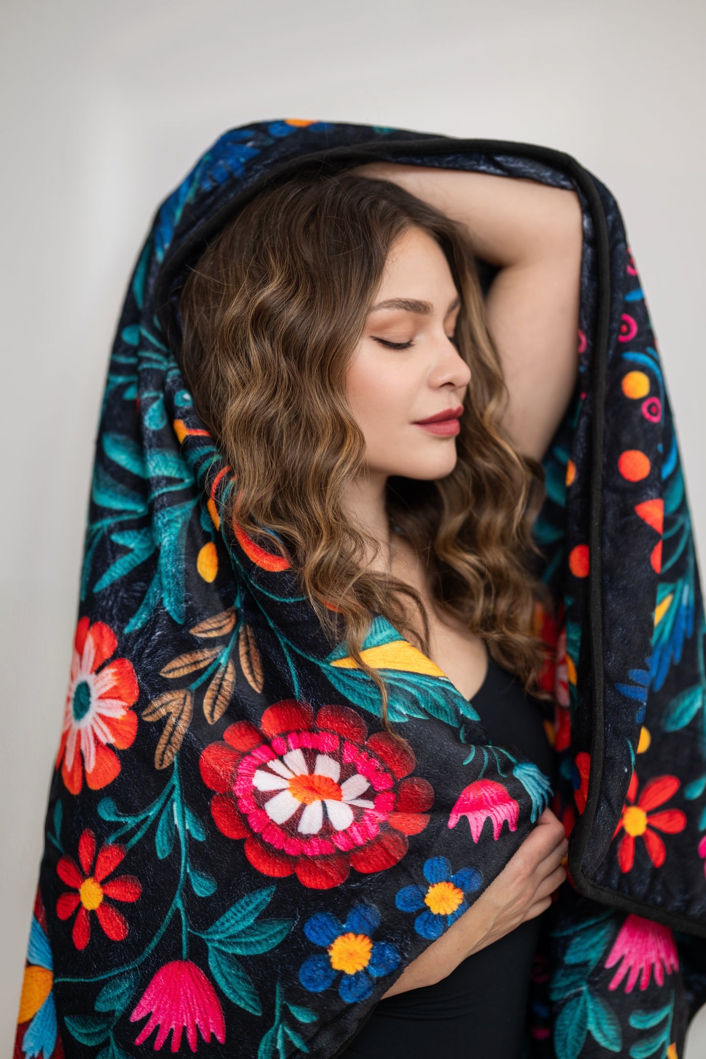 Bordado Pattern Lux Throw Blanket