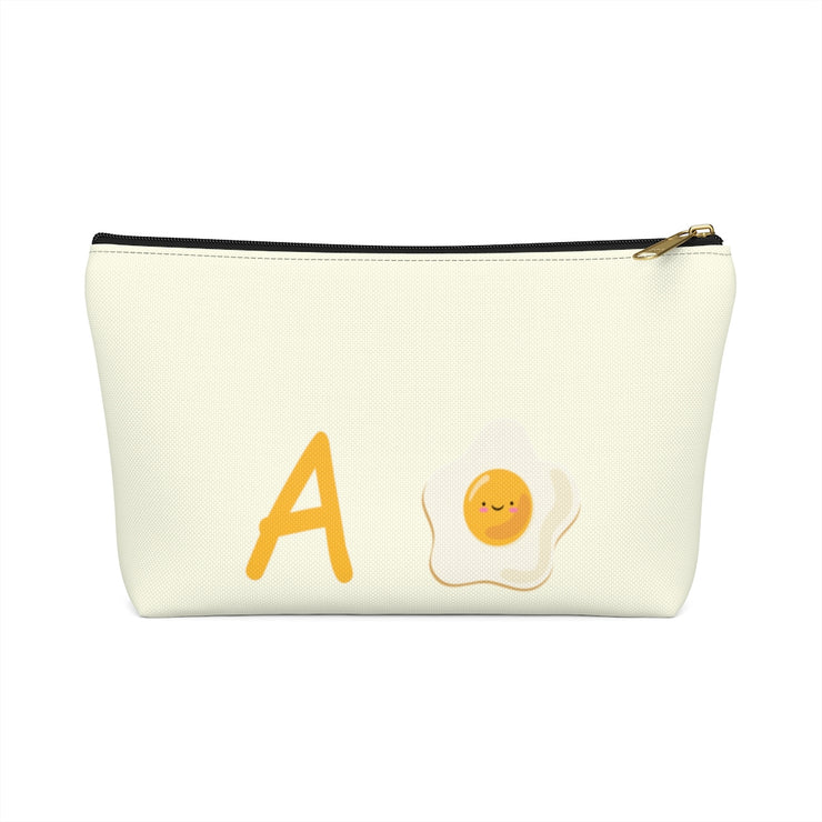 A Huevo Accessory Bag