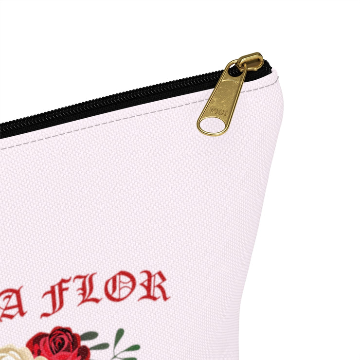 Como La Flor Accessory Bag