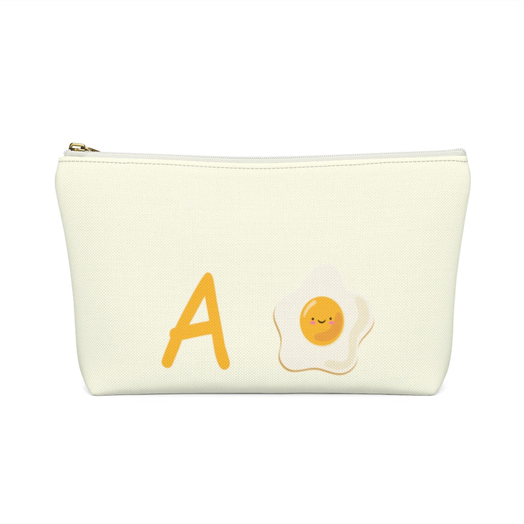 A Huevo Accessory Bag