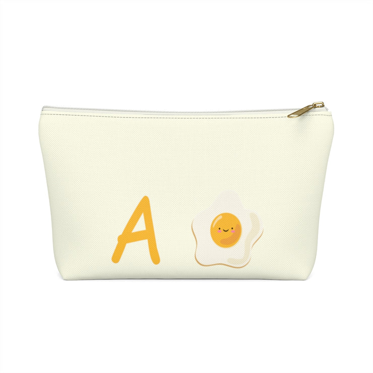 A Huevo Accessory Bag