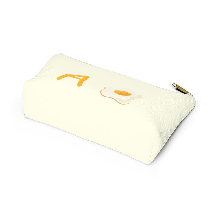 A Huevo Accessory Bag