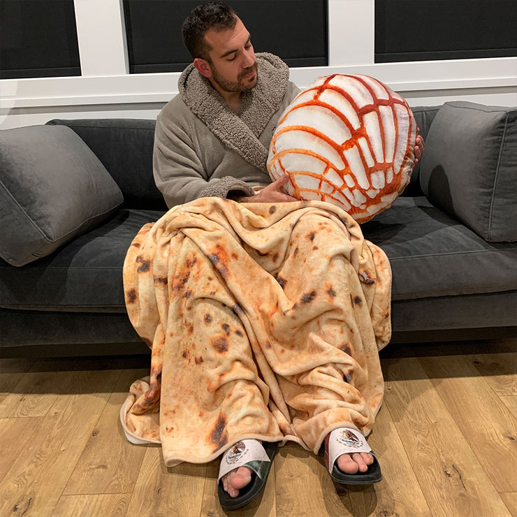 Concha Pillow - Realistic